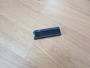 Corsair Force MP600 Pro LPX 4TB M.2 PCIe Gen4 NVMe SSD CSSD-F4000GBMP600PLP - Photo 1/5