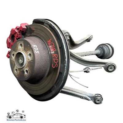 2013 MERCEDES BENZ CLS 2.1 Diesel W218 DRIVER SIDE REAR SUSPENSION LEG O/S/R - Image 1 of 4