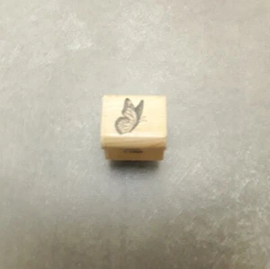 Mini Monarch Rubber Stamp AA32 Fun Stamps Butterfly 1989 Vintage - Picture 1 of 6