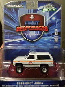 Greenlight Maßstab 1:64 NYC EMS Patrol Supervisor 1986 GMC Jimmy - Bild 1 von 2