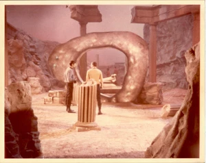 Foto a color original de Star Trek 8x10 del Dr. Spock, Captain Kirk Press de la década de 1960 - Imagen 1 de 1