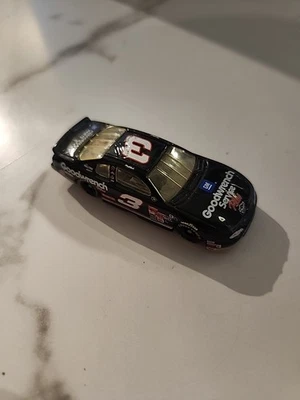 Dale Earnhardt #3 2001 GM Goodwrench Service Plus '01 Monte Carlo 1/64 - Image 1 of 4