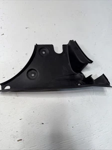 2004-2010 BMW E63 E64 M6 Convertible RH Water Channel Cover 51717124912 OEM - Picture 1 of 7