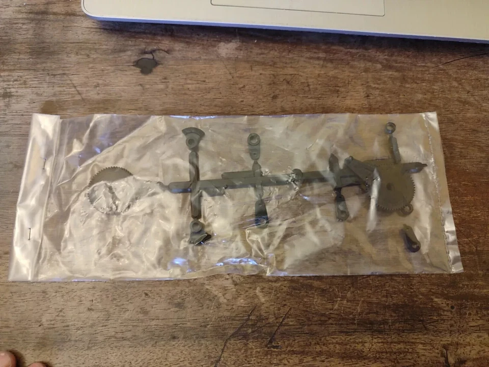 DG POCHER BUGATTI 50T RIVAROSSI 1/8 RICAMBIO NUOVO E ORIGINALE 76753 - Immagine 1 di 1