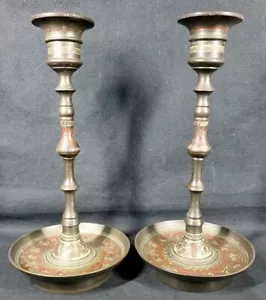 Juego Par De Candelabros De Colección Firmados Pintados Grabados Latón 8" Estilo Pilar Hecho A Mano - Imagen 1 de 10