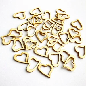 50 schräge Holz Herzen 1,4cm Liebe vintage Hochzeitsdeko Streudeko - Bild 1 von 2