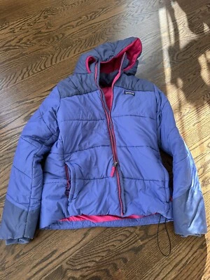 patagonia girls XXL (16-18) )blue/purple/pink hooded full zip puffer jacket EUC - Image 1 of 4