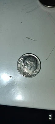 1981 D Off Center Error FRANKLIN D. ROOSEVELT DIME (10c) BU UNCIRCULATED  - Image 1 of 2