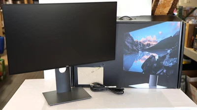 Dell UltraSharp 24 USB-C Hub Monitor U2421HE - Display Model [Exc] - Image 1 of 4