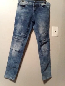 Tractor Brand Ladies Light Wash Straight Leg Blue Jeans. Junior Size 9 - Picture 1 of 7
