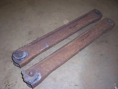 1966 1967 年庞蒂亚克 Tempest 货车后部下控制臂悬架零件一对 — 第 1/3 张图片