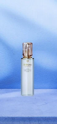 Auténtica loción hidroclarificante Cle de Peau Foto 1 de 2