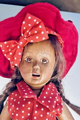 Muñeca de madera Robert Raikes 11" BOBETTE étnica Bleuette con resorte articulada de caoba Foto 1 de 4