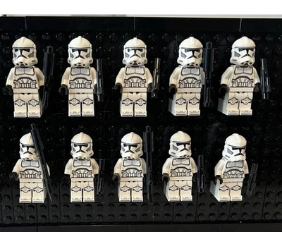 LEGO Star Wars Clone Trooper Phase 2 Minifigures X10 From 75372. - Image 1 of 2
