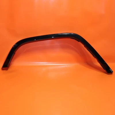 Guardabarros trasero derecho acampanado mercedes benz g63 g65 amg 2019-2024 a4638812800 oem Foto 1 de 4