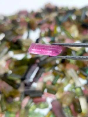 400 Ct Natural Bi Color Transparent Tourmaline Mozambique Lot Rough Gemstone  - Image 1 of 4
