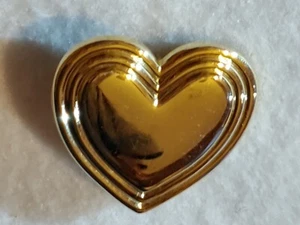 Vtg Signed The Variety Club Gold Tone Metal Heart Pin-Brooch 1” - Picture 1 of 9