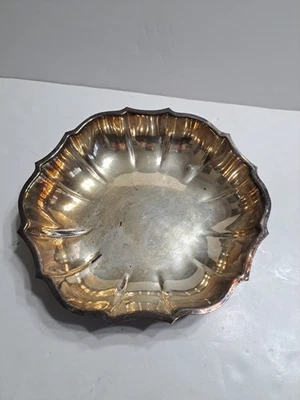 Vintage International Silver Co Chippendale Silverplate Tray Bowl 678 - Image 1 of 4