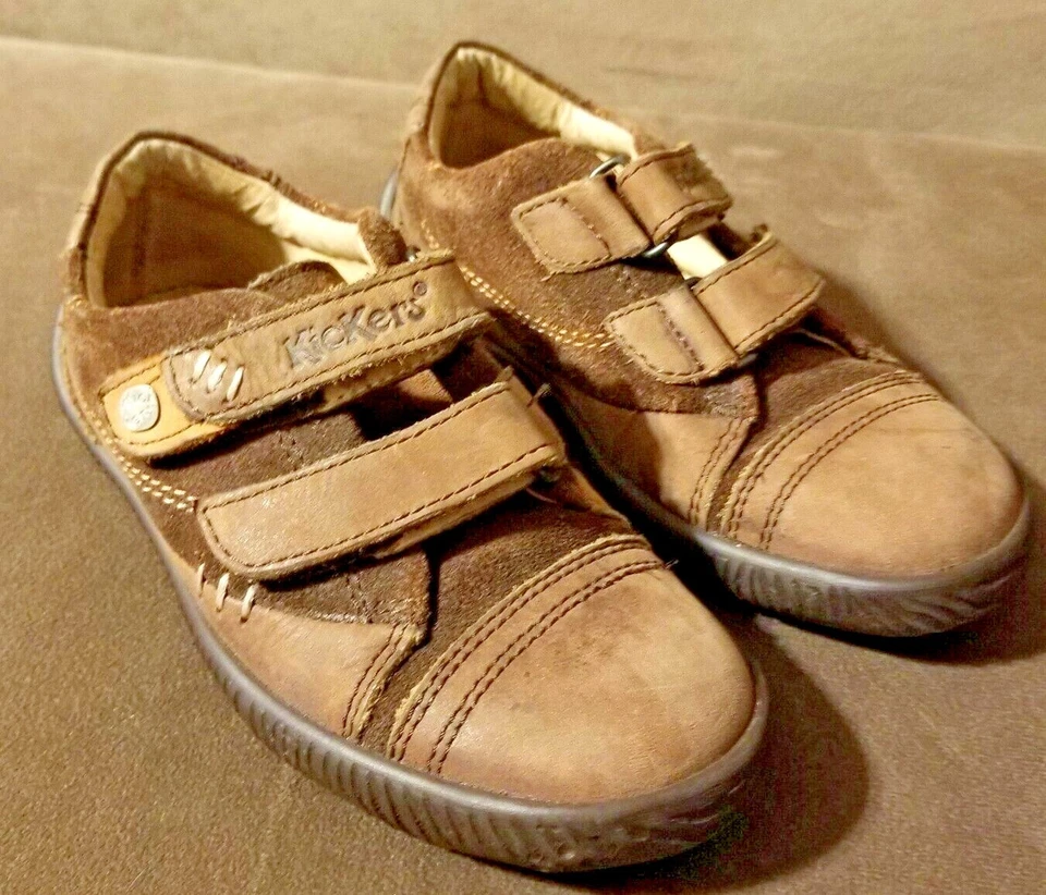 Kickers Niños Pequeños Informales Cuero Marrón Zapatos 2 Correas Cierre Niños 9.5 EE. UU. 26 UE Foto 1 de 4