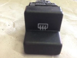 INTERUTTORE FIAT PANDA AL 2003 COLORE NERO NUOVO ORIGINALE LUNOTTO TERMICO - Picture 1 of 1