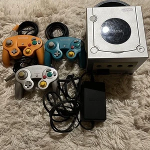 Nintendo GameCube Body + Game Boy Player Set with 3 Controllers, AC Adapter pre - Picture 1 of 8