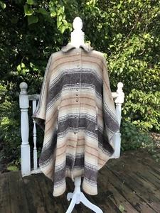 Abrigo vintage años 70 broches de presión delanteros, dos bolsillos, capucha desmontable, tela pesada - Imagen 1 de 21