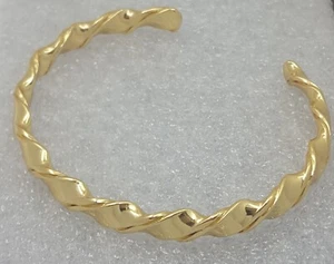 18K Gold Filled Stunning Italian Open 18ct GF Statement Bangle 6cm - Picture 1 of 9