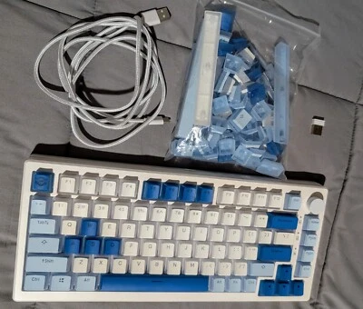 Custom 75% Wireless Mechanical Keyboard - Aula f75 Kit - Morandi Switches - Image 1 of 4