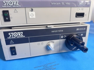 KARL STORZ Telecom SL NTSC 202121 20 con XENON NOVA 201315 20 FUENTE DE LUZ / Juego Foto 1 de 4