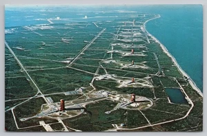 Raketenreihe in Cape Canaveral Florida um 1960 Postkarte - Bild 1 von 2