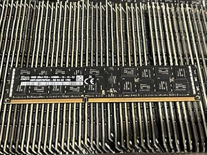 Mac Pro SK Hynix 16GB HMT42GR7BFR4C 2Rx4 PC3-14900R RAM - Picture 1 of 3