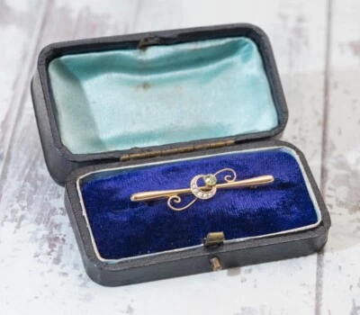 Antique 9ct Yellow Gold Bar Brooch Crescent Moon & Star Seed Pearls - Boxed - Image 1 of 4