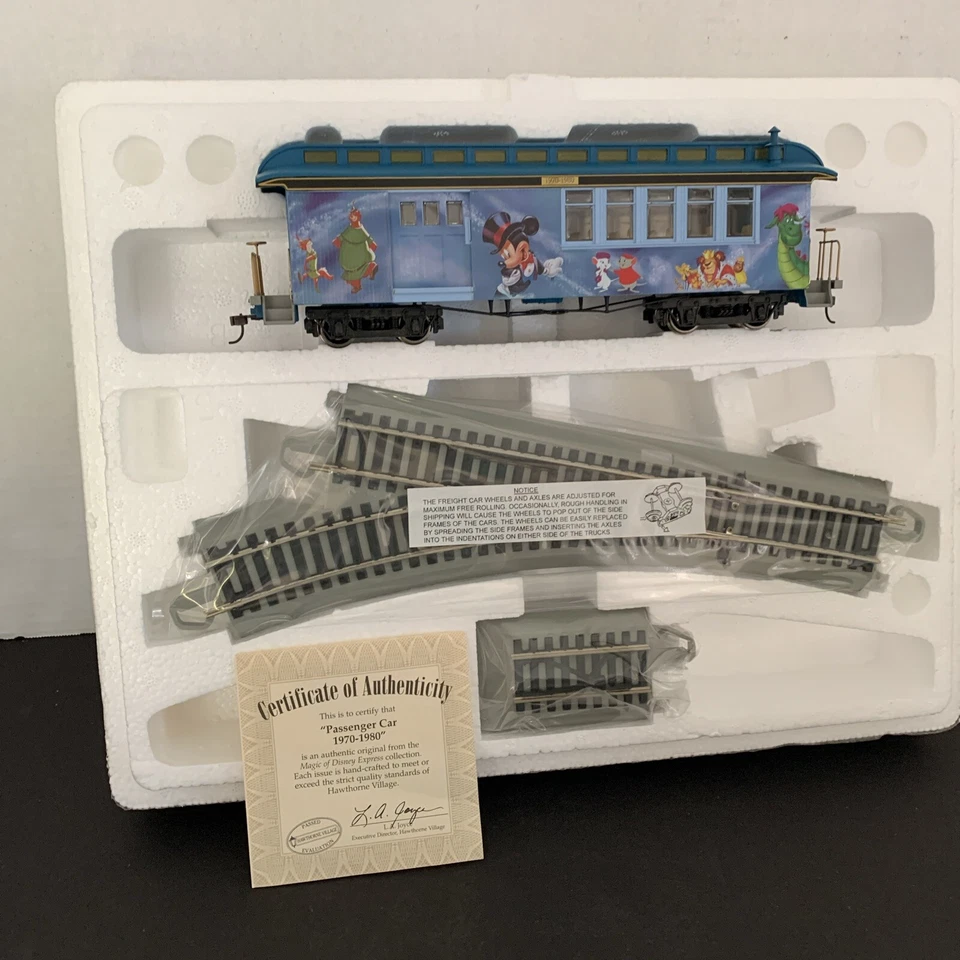 Hawthorne Village HO Gauge Disney 1970-1980 Cartoon Combine Car w/Track - Image 1 of 4