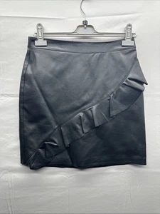 Paraphrase Women Black Faux Leather Ruffle Skirt Size 10 Lined with Back Zip - Picture 1 of 7