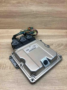 8200066001 0281010438 with plug engine control unit/module ecu mitsubishi space - Picture 1 of 7