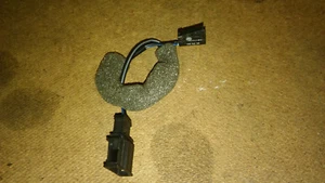 Microinterruptor puerta trasera Ford Galaxy MK2 1.9TDI 04 7M0962104 - Imagen 1 de 3