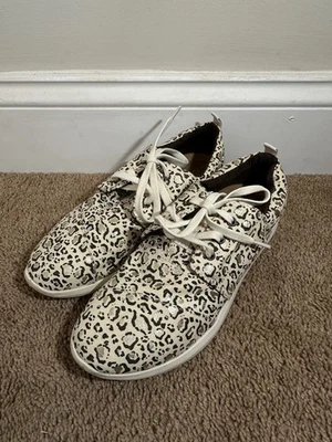 Toms Women’s Shoes Size 7 Lace Up Sneaker Cheetah Animal Leopard Print - Image 1 of 4