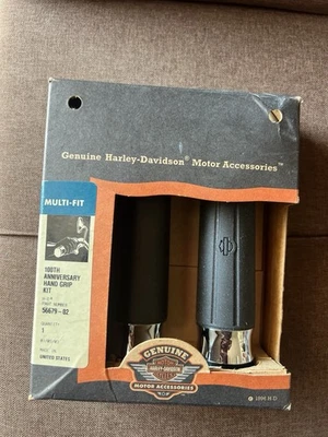 💥2003 Empuñaduras Harley Davidson 100 aniversario - NUEVO EN CAJA - OEM - HD Foto 1 de 4