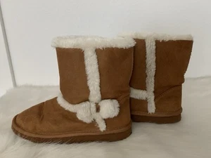 boots faux suede girls  size 4  camel brown excellent condition - Picture 1 of 4