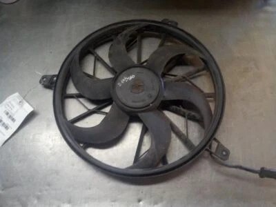 Conjunto de ventilador de motor de ventilador de radiador compatible con 02-04 GRAND CHEROKEE 7142724 Foto 1 de 4