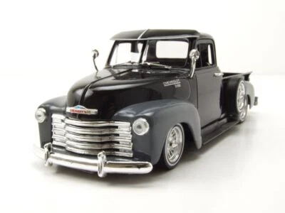 Chevrolet 3100 Pick Up Lowrider 1953 Noir Gris Modèle Auto 1:24 Welly - Photo 1/4