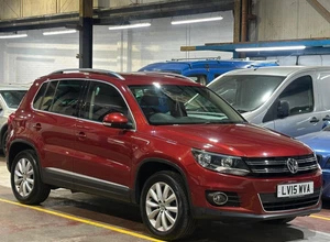 2015 Volkswagen Tiguan 2.0 TDI BlueMotion Tech Match DSG 4WD Euro 5 (s/s) 5dr ES - Picture 1 of 20