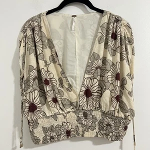 Free People Top Damen große Blumen Crop Bluse Kordelzug Boho Shirt Strand Top - Bild 1 von 6