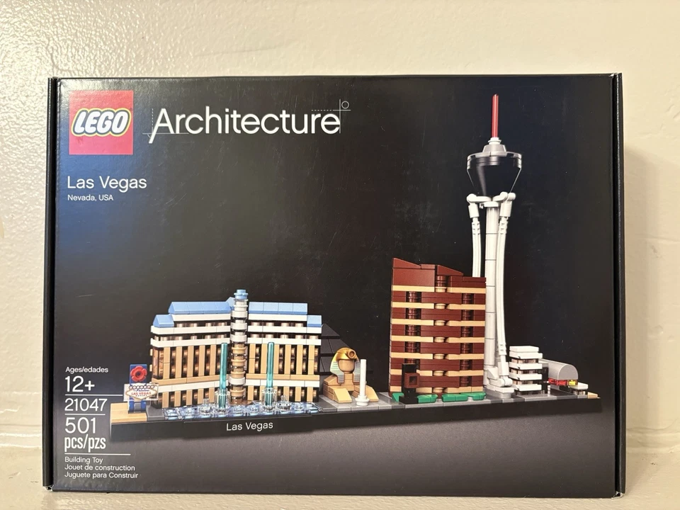 LEGO Architecture Las Vegas Skyline 21047 Brand New RETIRED Free Shipping - Image 1 of 2