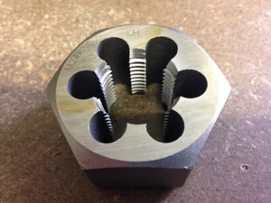 M24 x 1,50 LINKSHAND CARBON STEEL HEXAGONAL RE-THREADING DIE - Bild 1 von 1