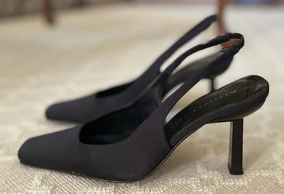 Nuevo zapato de salón Martinez Valero para mujer talla 7,5 Byrd negro satinado con honda trasera Foto 1 de 4