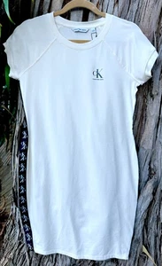 Nuevo con etiquetas Vestido Camiseta Para Mujer Calvin Klein Marfil con Negro Logo CK Lados Abajo Talla M - Imagen 1 de 6