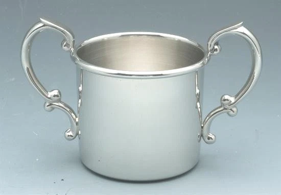 Taza bebé Empire de plata de ley con 2 asas, nueva en caja, hecha en EE. UU. Foto 1 de 1