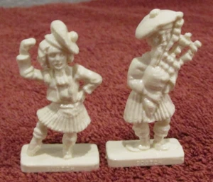 Set of 2 VTG Scotland Scotch Van Brode Co. Hard Plastic Molded Figures 2" Tall - Picture 1 of 1