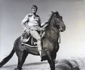 Chuck Connors on horseback 1960's Western movie Original 8x10 Photo